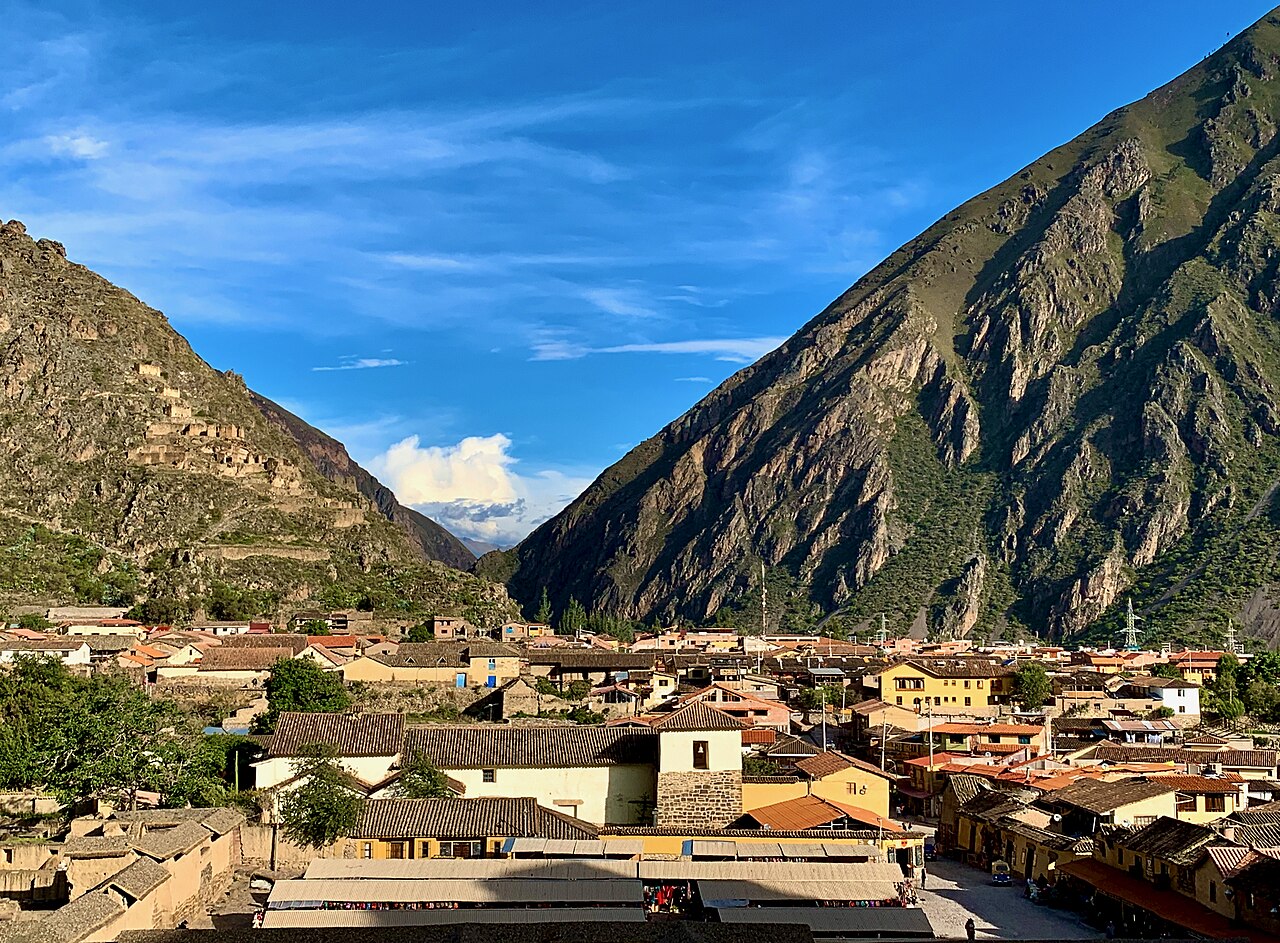 Ollantaytambo explorer